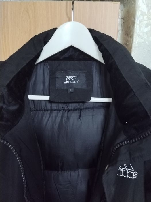 Подростковая куртка. В отличном состоянии