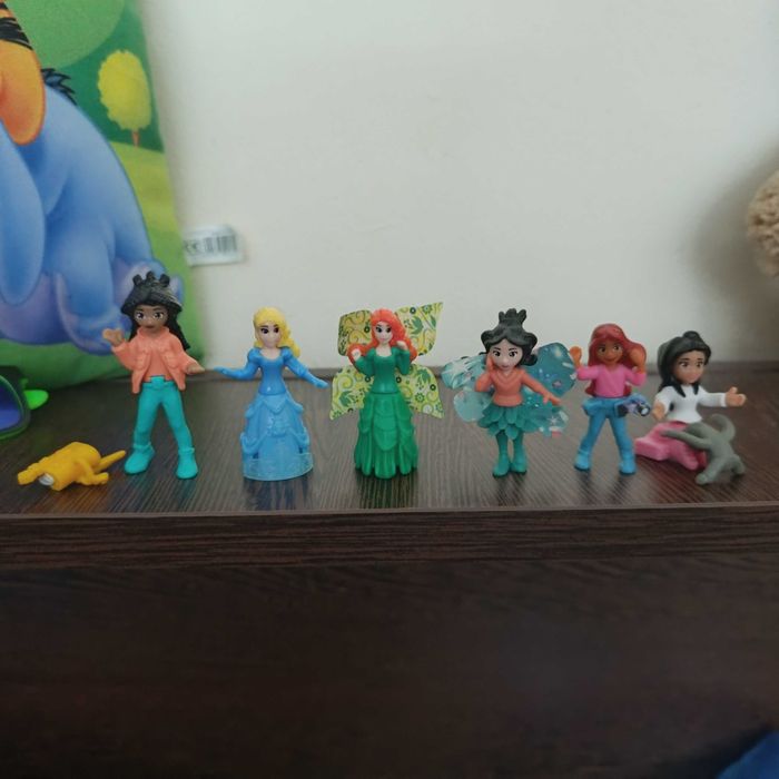 Киндер куклички/принцеси