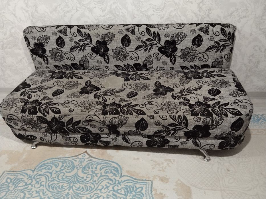 Тақта (диван) Конаев