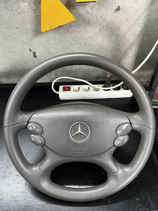 Сив,АMG волан с пера,Махагонов волан мерцедес w219,209,211 e,clk,cls