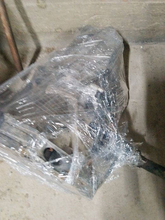 Кпп на ауди 80 привазной.  Срочно.