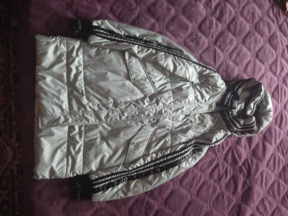 Куртка на девочку