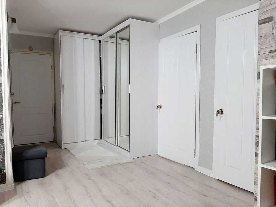 СРОЧНО! Сдам квартира на Шота Руставели 3/2/4 70м²