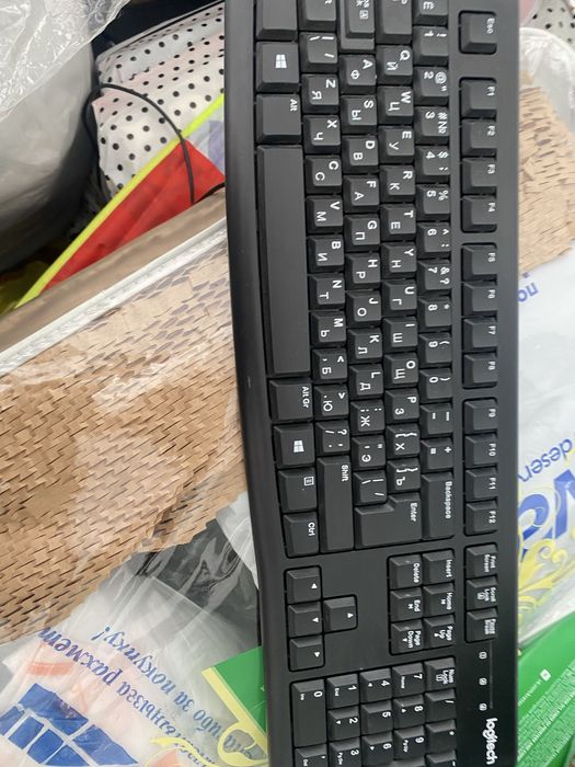 Клавиатура Logitech