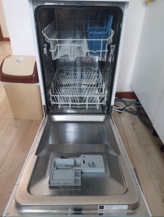 Посудомоечная машина Indesit