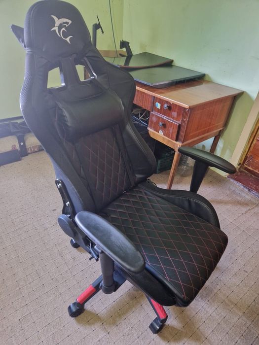 Scaun Gaming negru/rosu