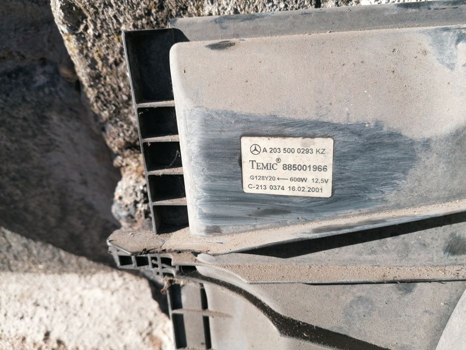 Перка на Mercedes C класа 2003 година дизел