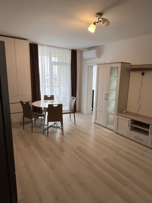 Apartament cu doua camere de inchiriat