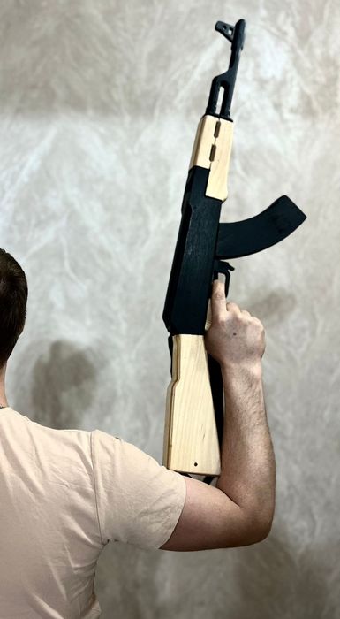 Макет автомата АК-47 деревянный