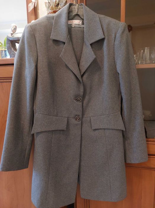 Дамски костюм размер XS, XXS