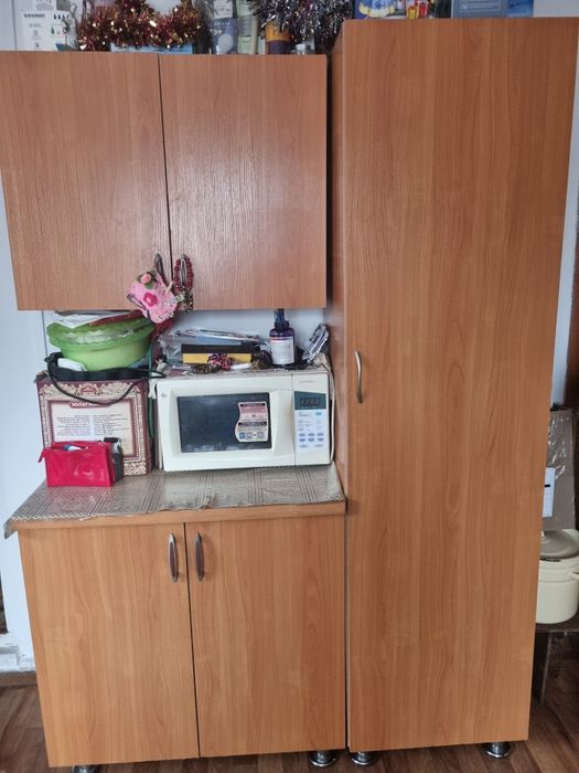 Продам шкаф кухонный