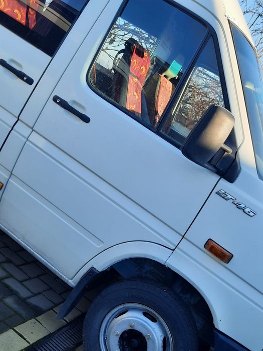 Volkswagen LT 20+1 locuri