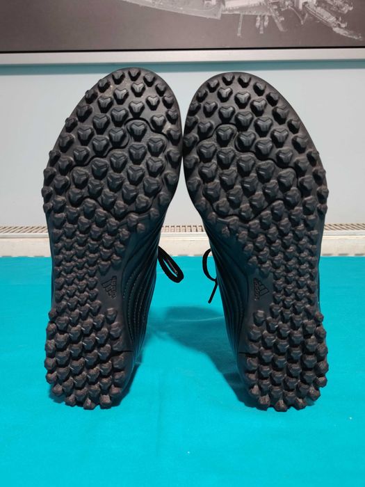 ADIDAS COPA adidasi fotbal teren sintetic, mărimea 40, interior 25 cm