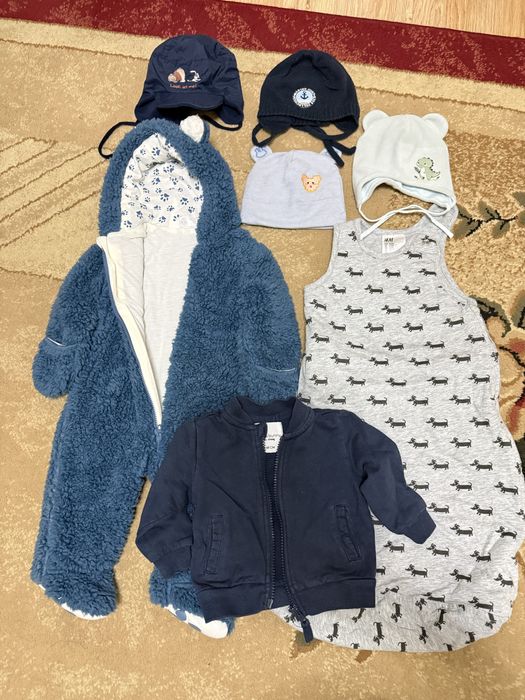 Продам детские вещи