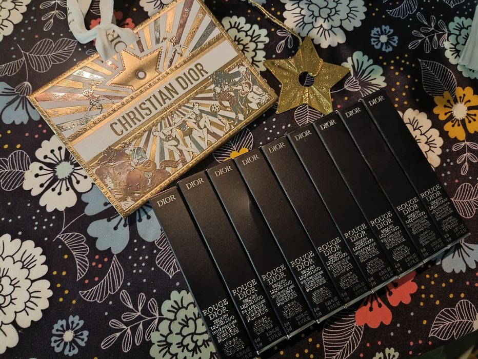 Новите блестящи червила Dior liquid sequin