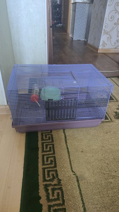 Продам клетку для грызунов большая.