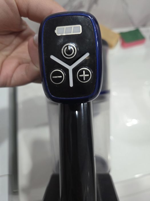 Продам безпроводной пылесом