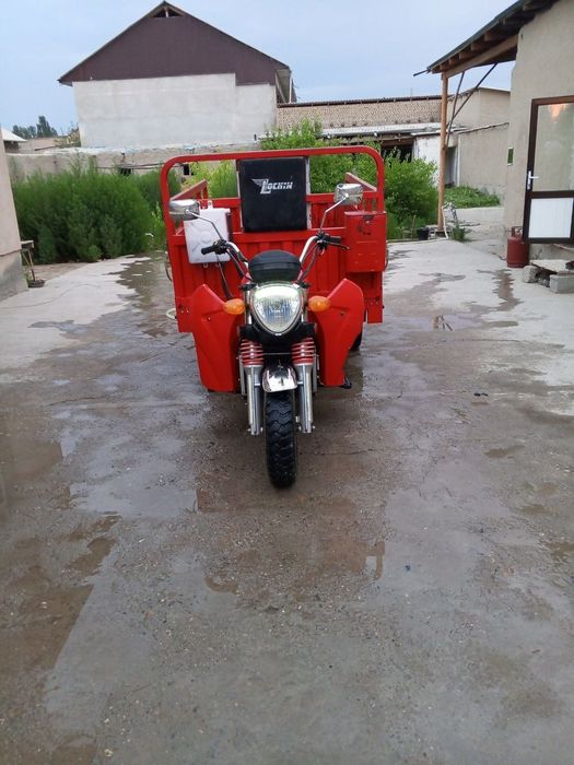 Mototsikl  xolati yaxshi 2tonnalik