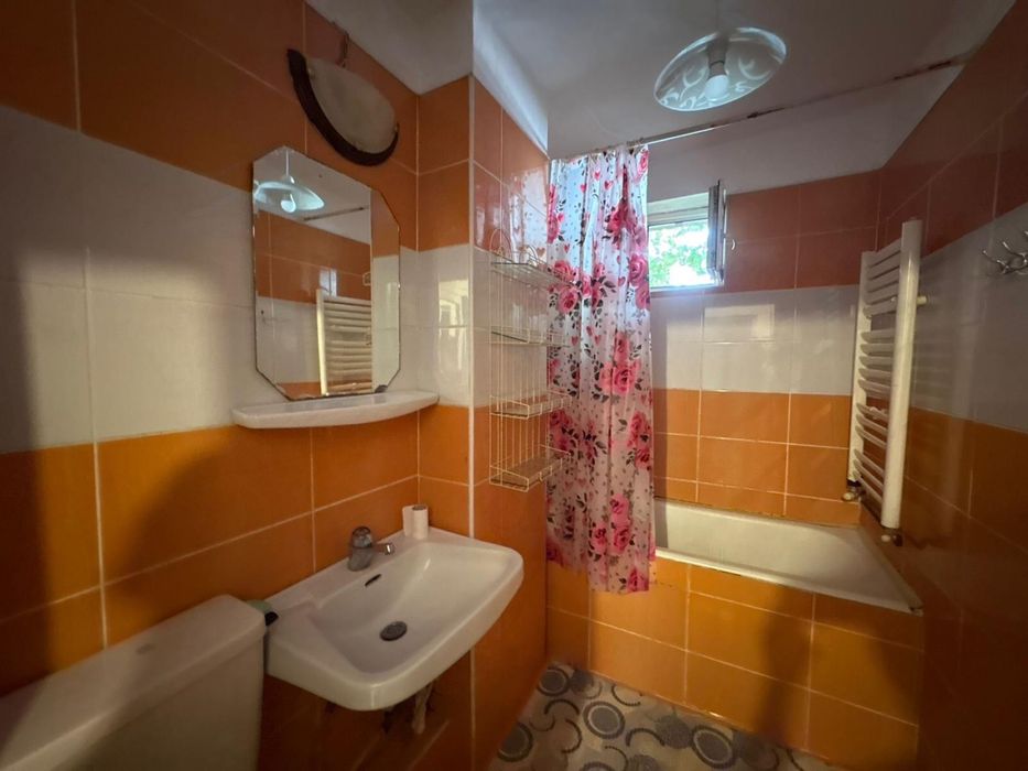 Apartament de inchiriat