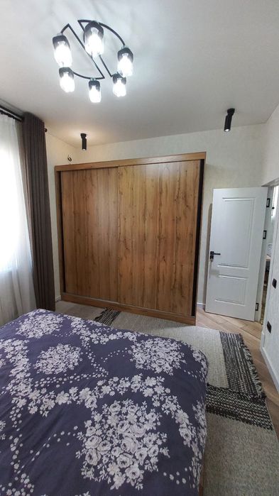 Продаётся 3/5/6 М Улугбекский р-н Экобазар