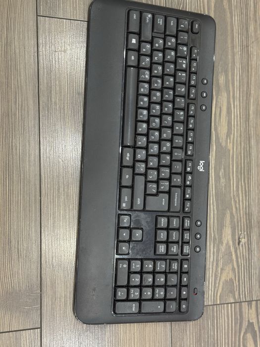 Продам клавиатуры б/у: Apple iMac, Logitech и Delux