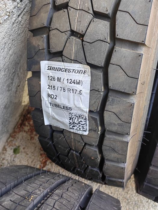 *НОВИ* гуми BRIDGESTONE 235/75/17.5