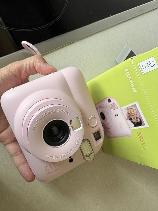 Instax mini 12 фотоапарат