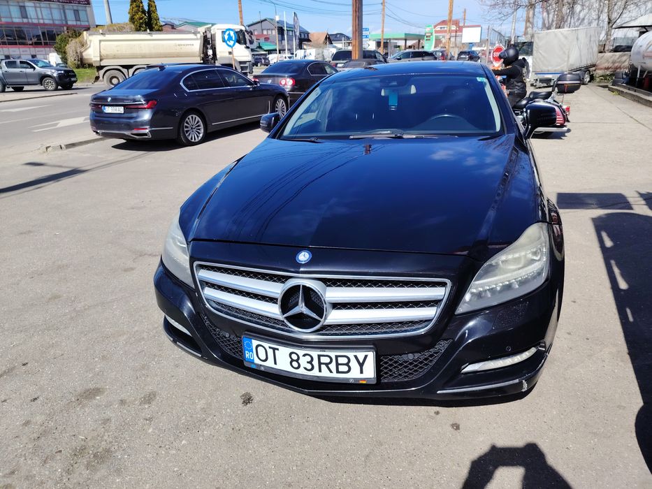 Mercedes CLS blue efficiency 2012
