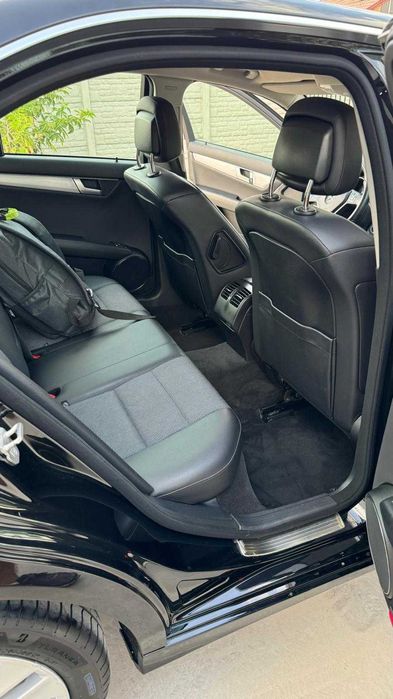 MERCEDES-BENZ C-Class 2011 — imagine 2