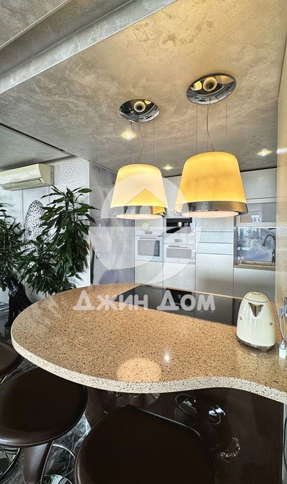 Продава се Многостаен апартамент в Бургас, Сарафово - 1000 кв.м за 918 €/кв.м - Снимка #3