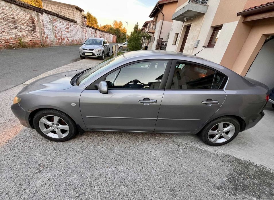 Mazda 3 2004 sedan, 1.6 benzina, 170986 Km