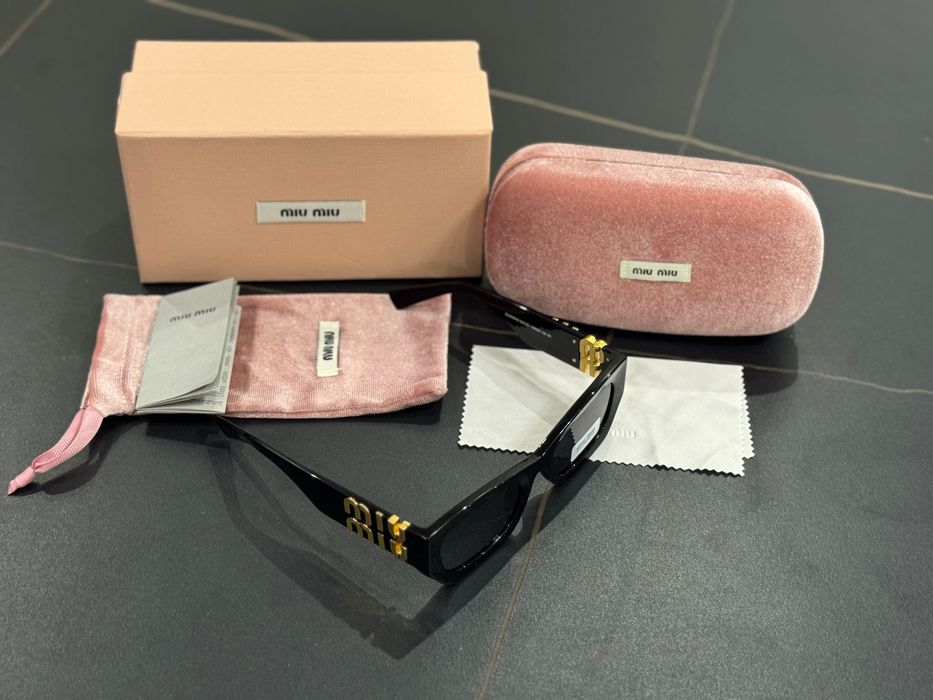 Дамски очила MIU MIU