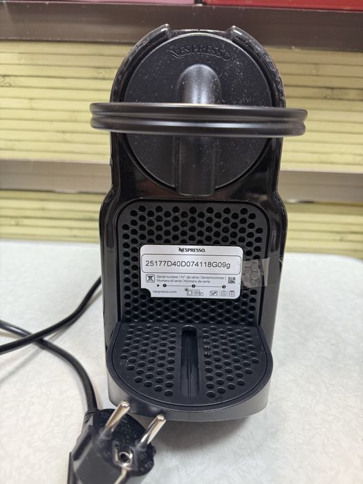 Кафемашина Nespresso Inissia