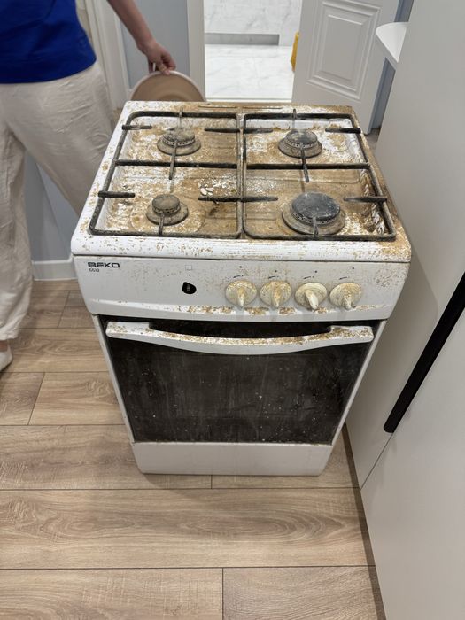 Плитая рабочая отдаю даром