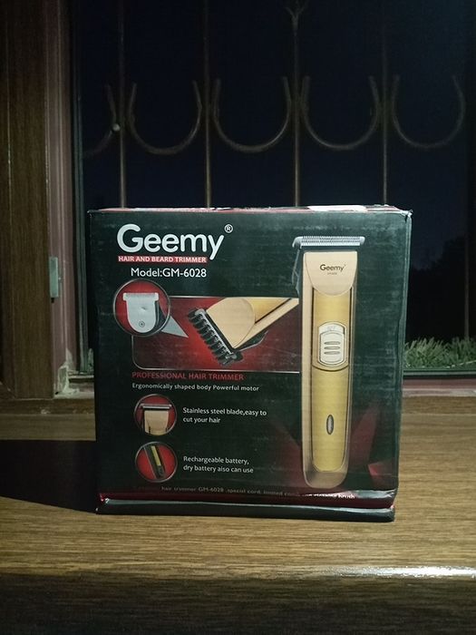 *СКИДКА*  Greemy  GM-6028  :  Триммер для волос