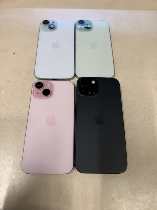 Carcasa originala iphone 15