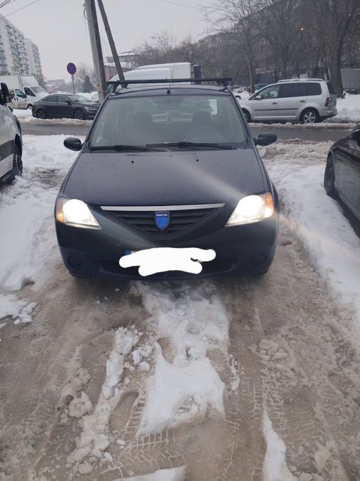 Vand Dacia Logan 7500 lei