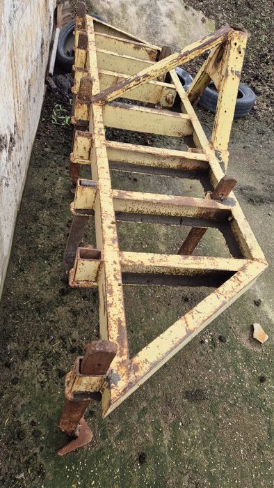 Chizil sotiladi 4mln