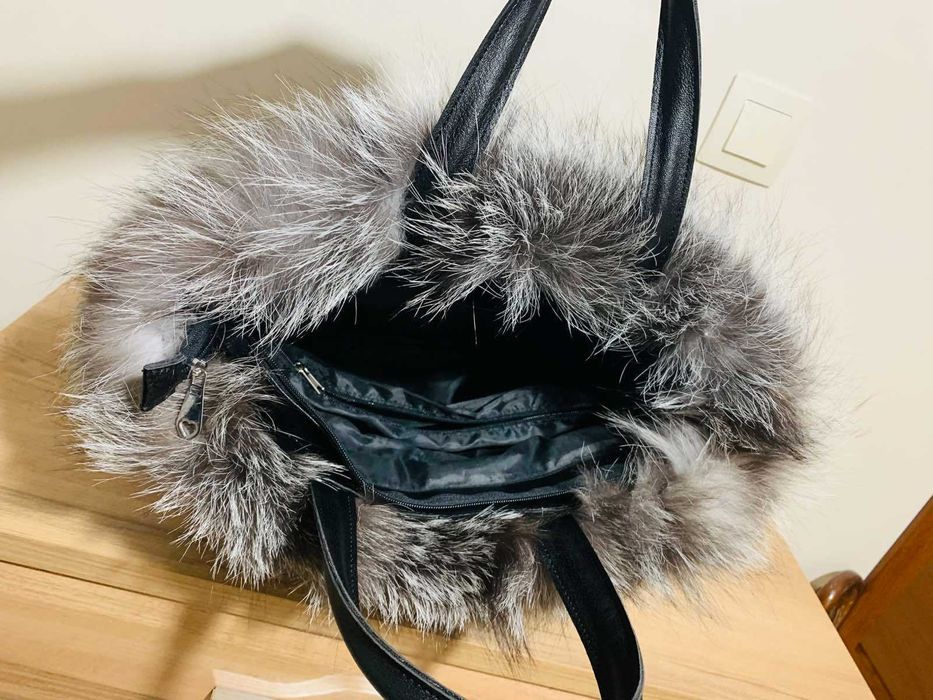 Нова дамска чанта с естествен пух