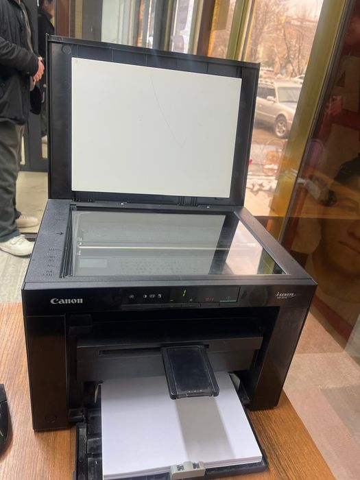 Продам три в одном принтер мфу Canon mf  isensys 3010
