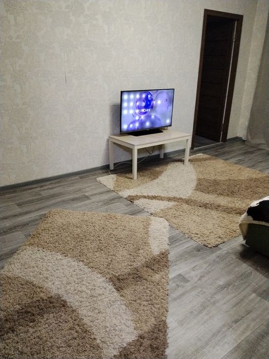 Сдаётся 2 х ком .квартира .2500 час