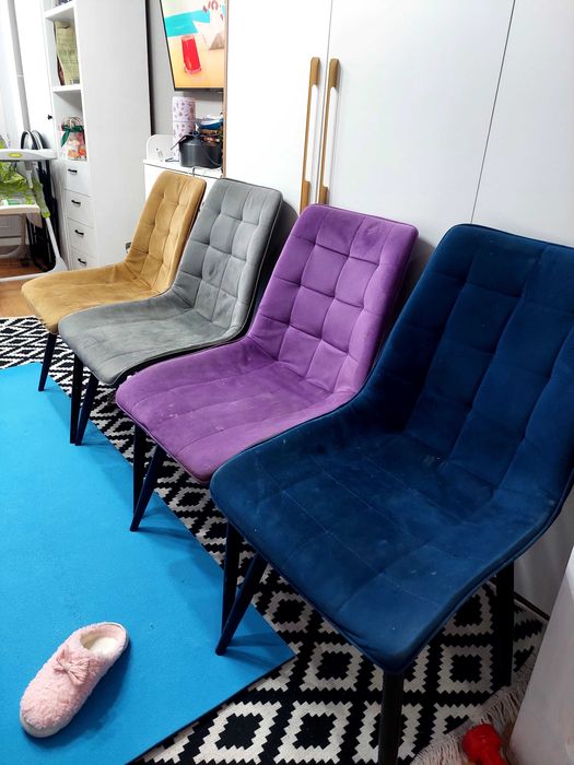 Продам стулья б/у 4 шт