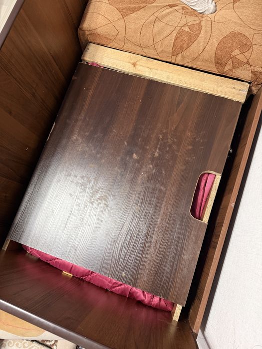 Кровать тахта.