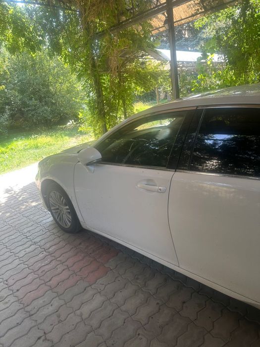 Lexus es 250 продается