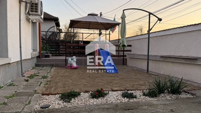 Етаж от къща в кв. Болярово