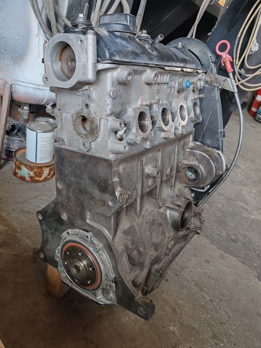 Матор 1.8 и 1.6 АБУ