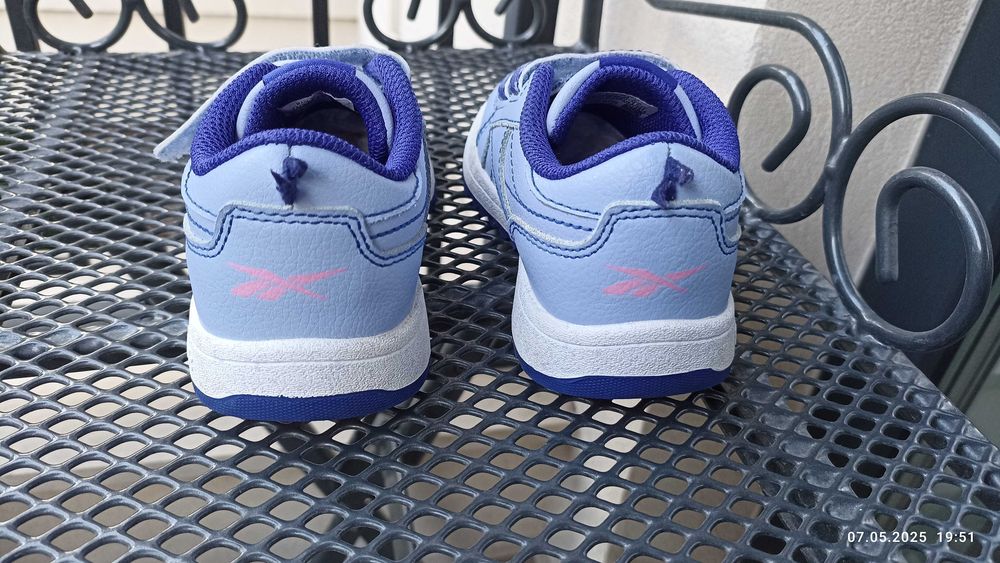 Детски маратонки Reebok, модел Weebok Clasp Low