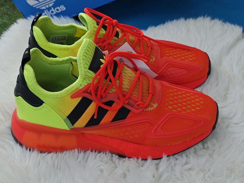 Adidas оригинални дамски сникърси нови 38/3