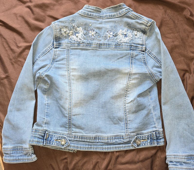 Джинсовый костюм и куртка