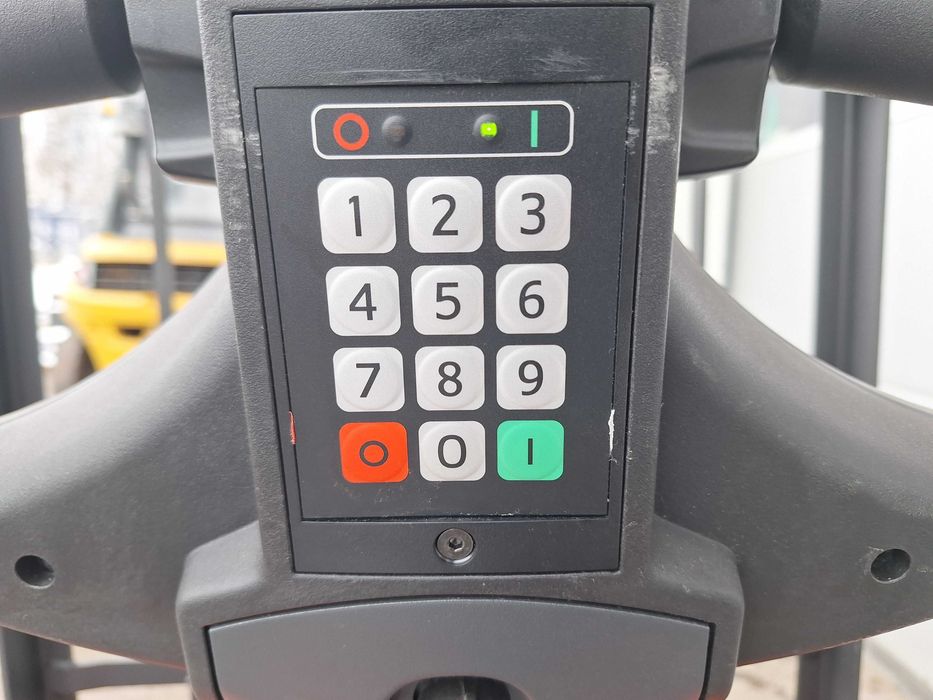 Електрическа палетна количка Toyota LWI160 Li-ION-185 м.ч.